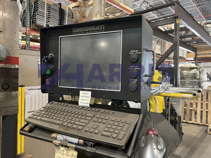 8&#039; X 90 TON CINCINNATI AUTOFORM  HYDRAULIC PRESS BRAKE, MODEL 90AF- 8FT