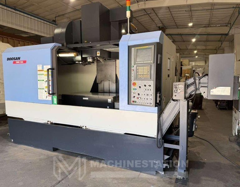 Doosan DNM-500 CNC Vertical Machining Center – TSC Mill
