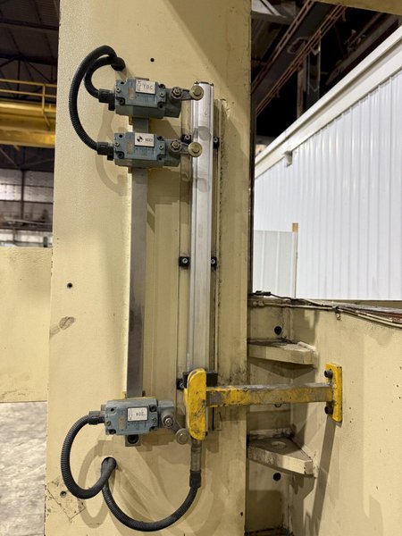 660 TON SUTHERLAND MODEL #HD1 HYDRAULIC 4 POST GUIDED RAM PRESS 15&quot; STROKE: YOBRO #24088