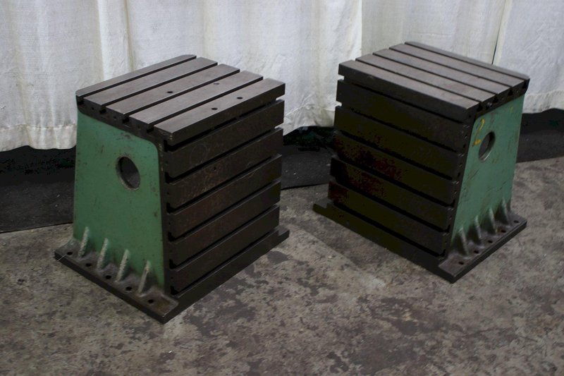 1 SET OF DEVLIEG 20-1/2&quot; X 25&quot; T SLOTTED ANGLE PLATES: STOCK #75545