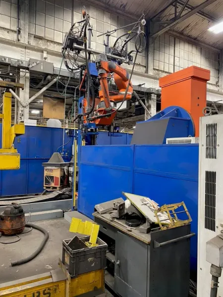 USED CLOOS HIGH PERFORMANCE DUAL STATION ROBOTIC WELDING CELL