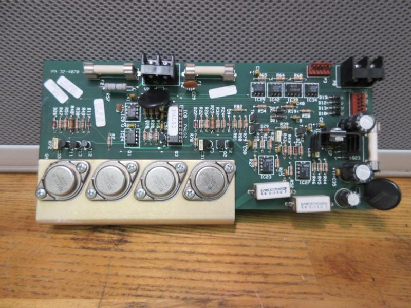 Used Haas 32-4070H XYZ Brushed Servo Drive Board