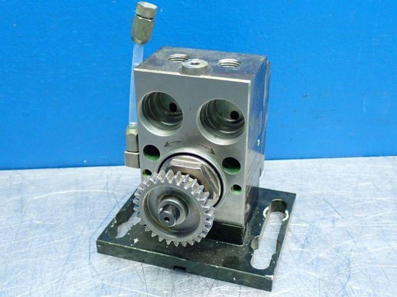 ABB VOLUME: 3CM  ROBOTIC SPRAY GEAR PUMP  -  3HNA011884-001
