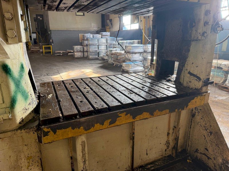 84" X 48" X 5" T-SLOT BOLSTER PLATE. STOCK #0113326