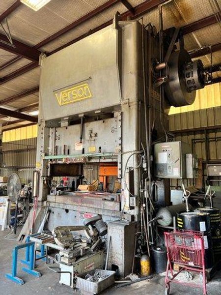 300 Ton Verson 300 Straight Side Press – 54″ x 96″ Bed, Open to Offers