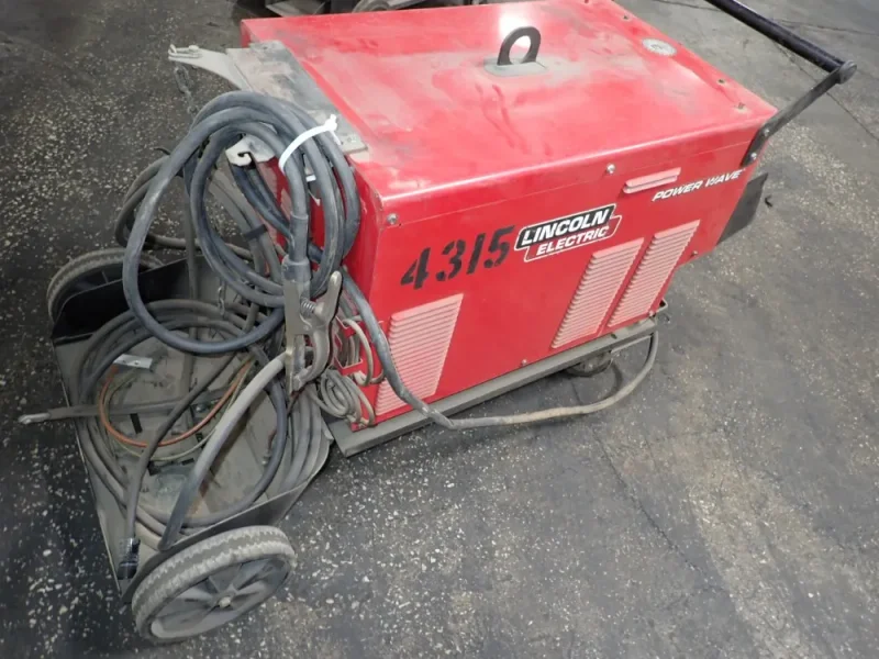 LINCOLN 450 AMP WELDER  -  POWER WAVE 455 M