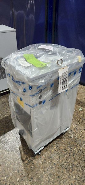 HABOR OIL COOLER PN: HBO-250PTSBM9 MN: LC371402 R407C 3PH 400V NEW