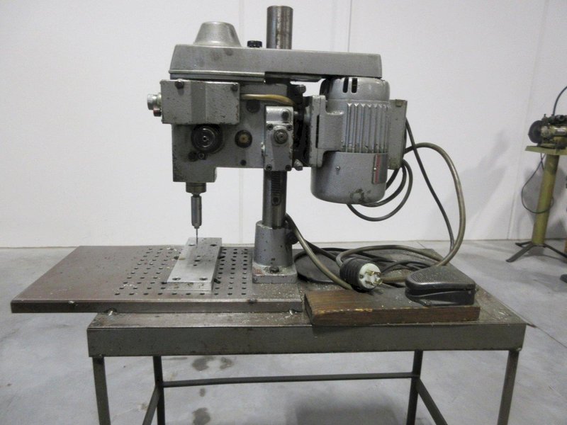 SpeedyCut ST-0 Tapping Machine with 5" Throat W/ Foot Pedal, Mounted On Metal Table