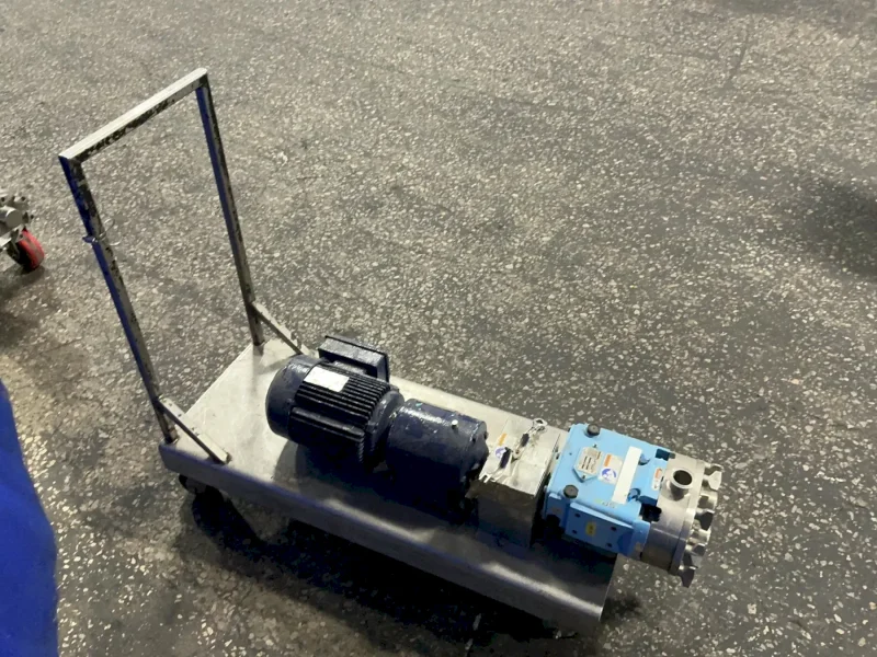 WAUKESHA 3 HP PUMP  -  030 U1
