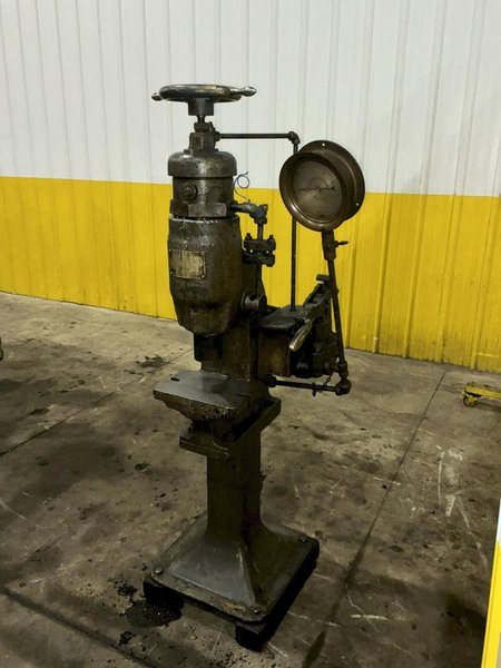 5.5 TON WATSON STILLMAN HYDRAULIC PRESS: YOBRO #24619