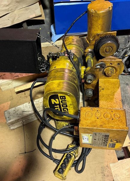 2 TON BUDGIT ELECTRIC CRANE HOIST: YOBRO #24609