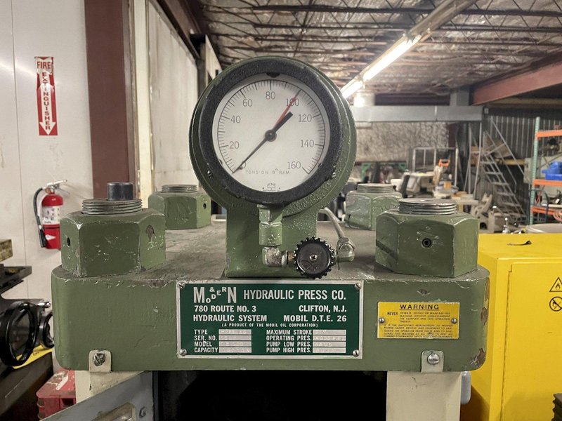 M&amp;N Model 7E100 100 Ton 4 Post Hobbing Press