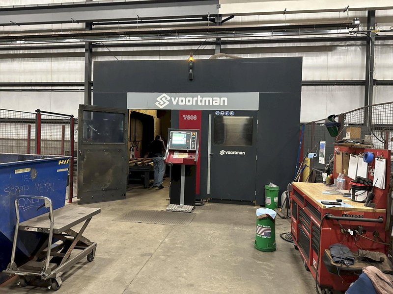 41&quot; X 18&quot; VOORTMAN BEAM LINE, VB1050 SAW,  V630DRILL &amp; V808 PLASMA COPER ROBOT, NEW 2016: STOCK 20792