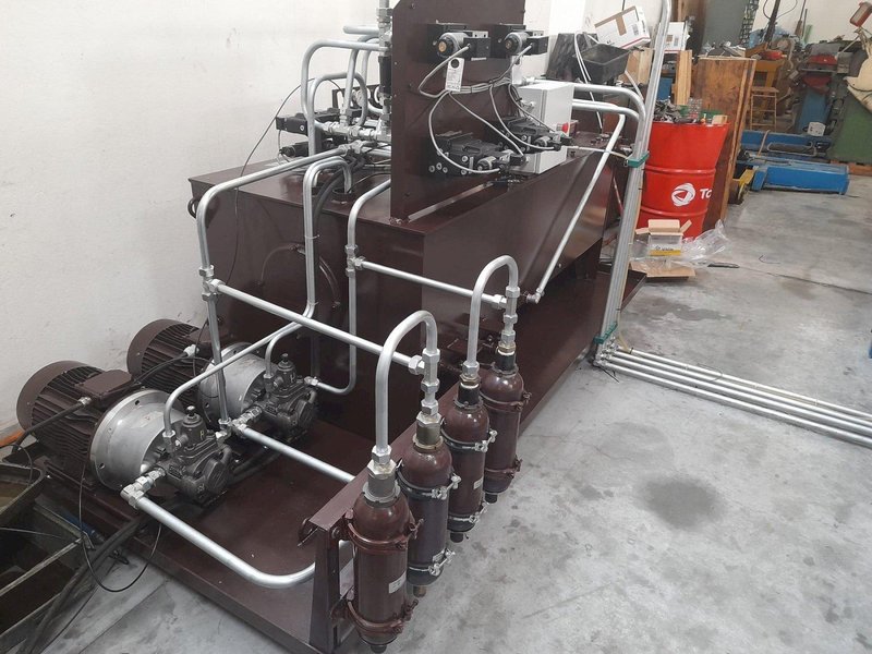 300mm KIESERLING TYPE KZTS BAR PEELING MACHINE Stock # 14256