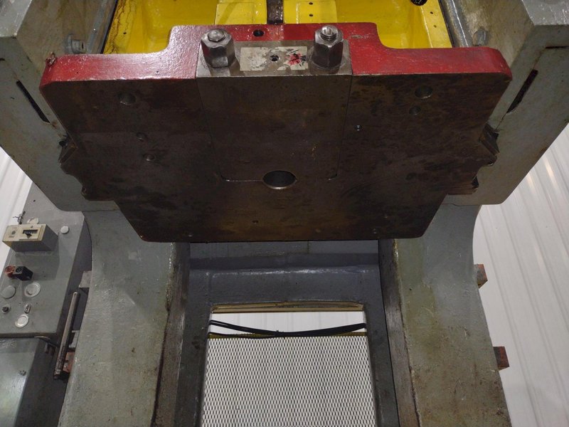 110 TON BLISS OBI MODEL #C-110 FW STAMPING PUNCH PRESS, 6" STROKE : YOBRO #25934