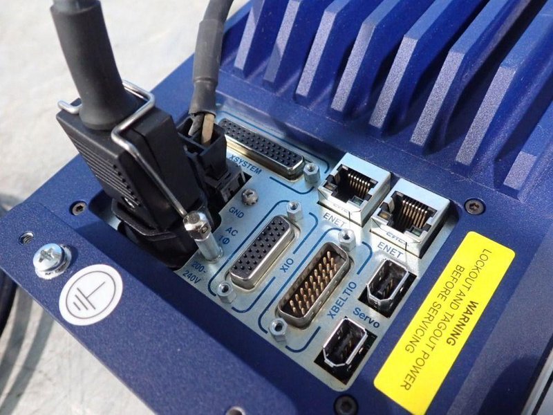 OMRON ROBOT CONTROLLER  -  EMB-40R