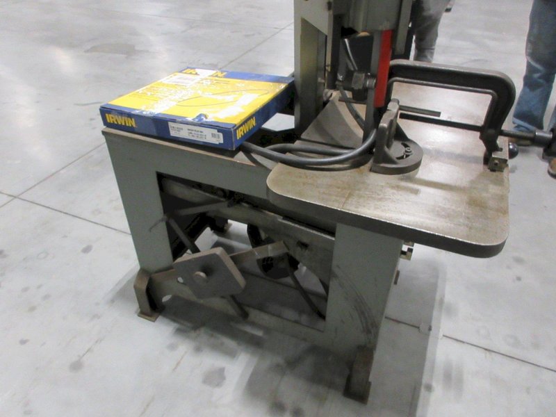 Roll-in Saw - All Purpose Horizontal Bandsaw w/ Extra Blade 4-Speeds with Vise- Auction Item