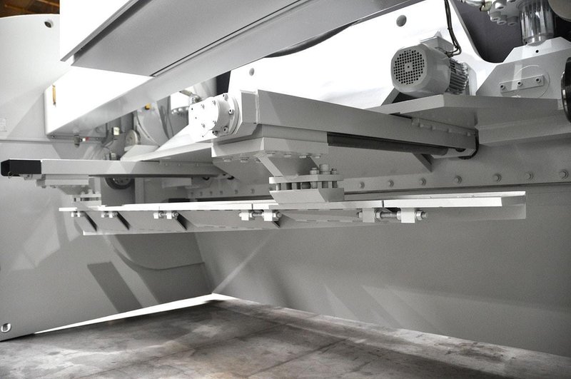 LVD - MVS-TS 3100 x 20 mm CNC