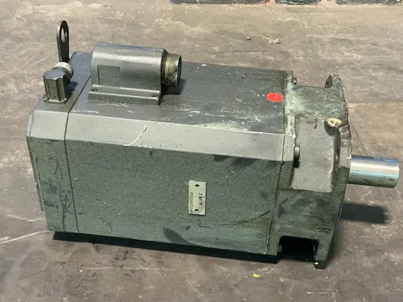 SIEMENS 2000RPM SERVO MOTOR  -  1FT6105-1AC71-4AG1