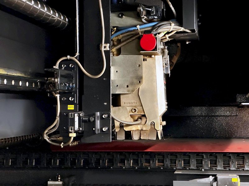 Amada EML2515-AJ 3kW / 33 TNF w/Automation - Accepting Offers