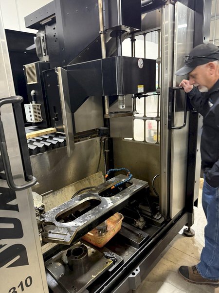 Sunnen SV-310-S4 CNC Hone, 2014 For Sale