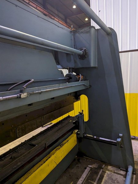55 TON X 12' CHICAGO D &amp; K MODEL #1012-B AIR CLUTCH MECHANICAL PRESS BRAKE: STOCK #19216