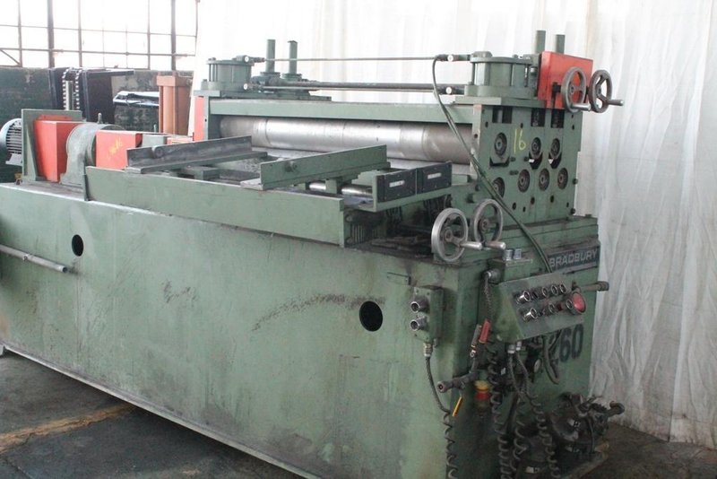 48&#039; X 16 GA BRADBURY 5-ROLL STRAIGHTENER WITH EDGE GUIDES: STOCK #64616