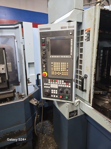 Matsuura H-Plus 300 HMC, 2006 – Chip Conveyor, Cool Through Spindle, Probing