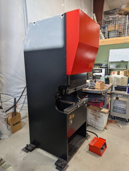 28 Ton x 30″ Toyokoki APB-286 CNC Servo Electric Press Brake, 2000