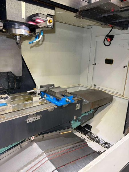 Doosan DNM-500II CNC Vertical Machining Center – TSC Mill