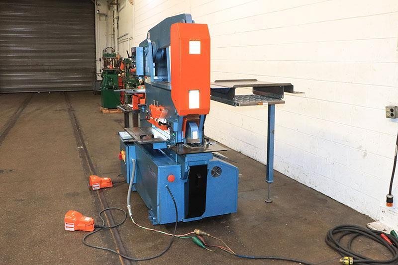 70/110 TON SCOTCHMAN DUAL OPERATOR IRONWORKER MODEL DO 70-24M