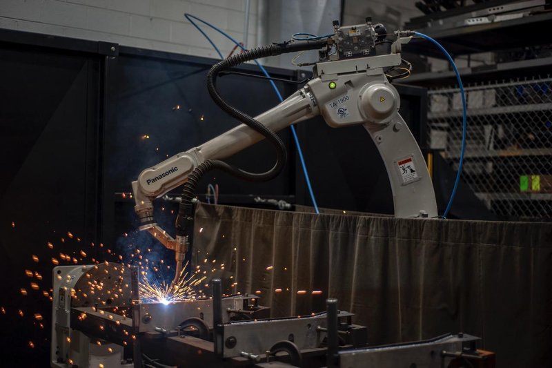 Miller Performarc PA1100SS (PA212S) Robotic Weld Cell, 2012 – Panasonic TAWERS TA-1900 Robot, 350 Amp Panasonic Dip Pulse HMIII350, Dual Light Curtains