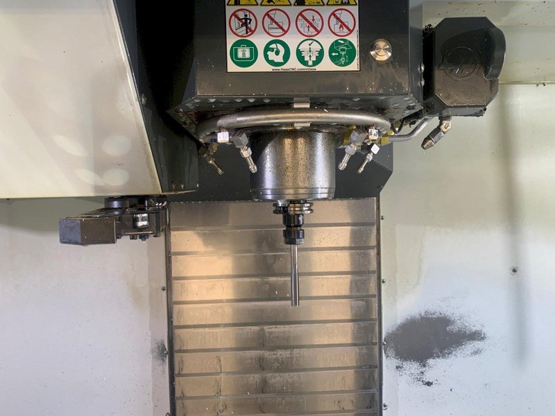 2019 HAAS VF-5/40 4 Axis Ready, 10K Geared, Remote Jog, 24+1 Side ATC Vertical Machining Center