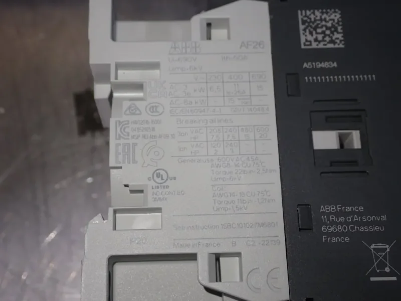 ABB CONTACTOR  -  AF26