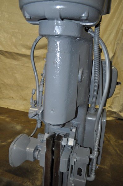 GRANT ORBITAL SPIN RIVETER MODEL 220