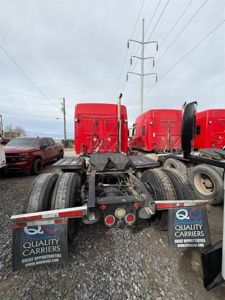2020 Freightliner Cascadia 1FUJHHDV4LLLC1676