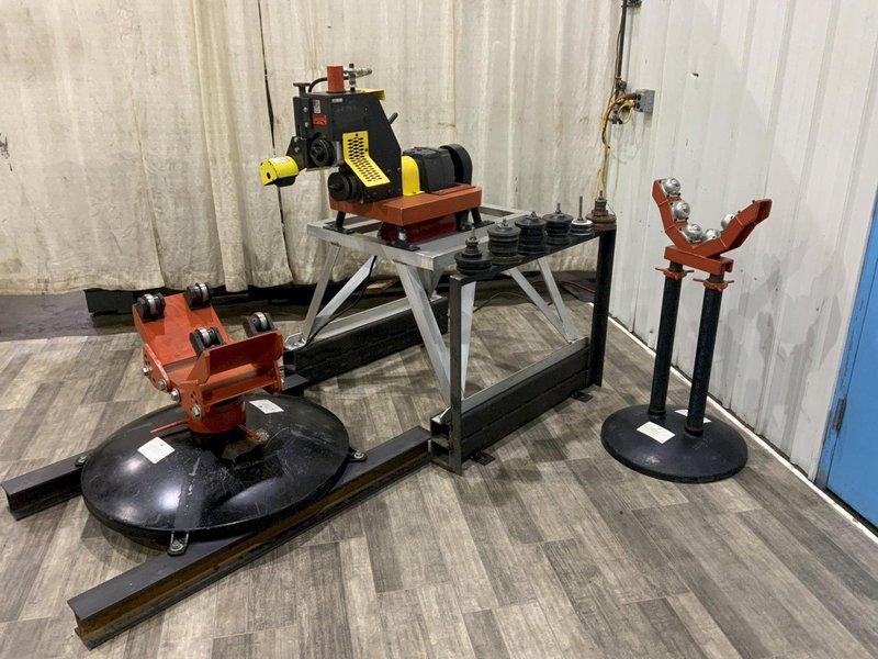 PACE MACHINERY MODEL 1023 PORTABLE ROLL GROOVER: STOCK #81267