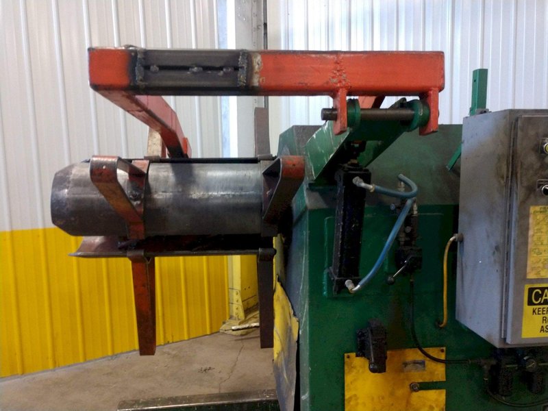 30,000 LB 15 TON X 36" SESCO MODEL #55-422 MOTORIZED UNCOILER COIL REEL: STOCK #14444