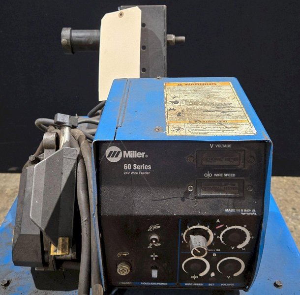 MILLER CP-302 MIG WELDER WITH 60 SERIES 24V WIRE FEEDER USED