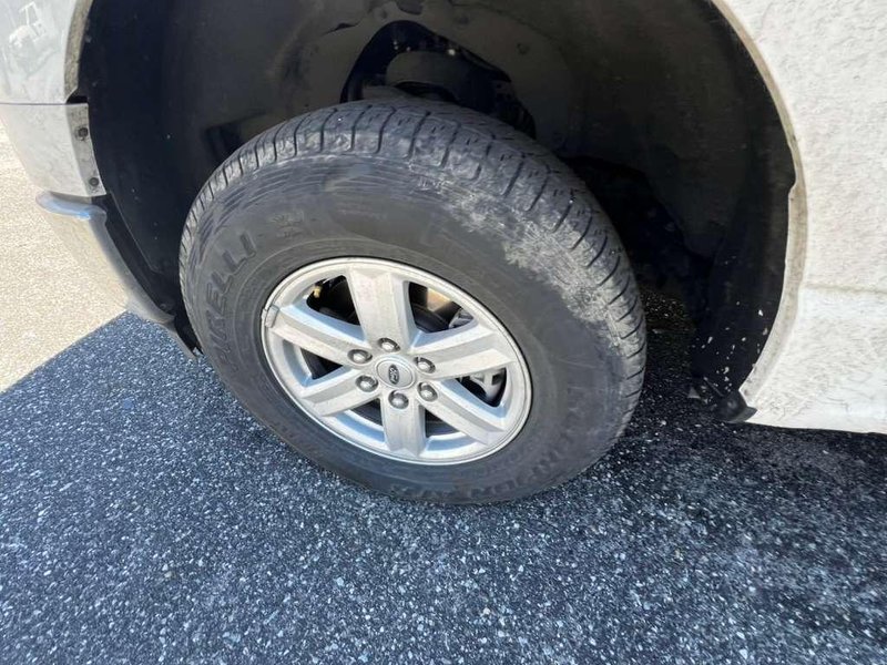 Ford F-150 Pickup Truck, 2024 – 4×4 Crew Cab – Clean Late Model Work