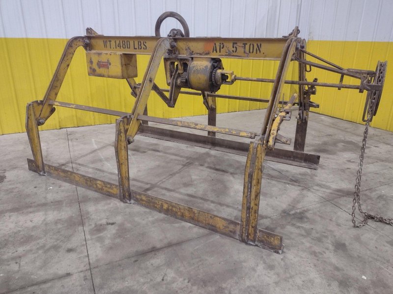 10,000 LBS X 96" CF ADJUSTABLE PLATE &amp; SHEET LIFTER: STOCK #22326