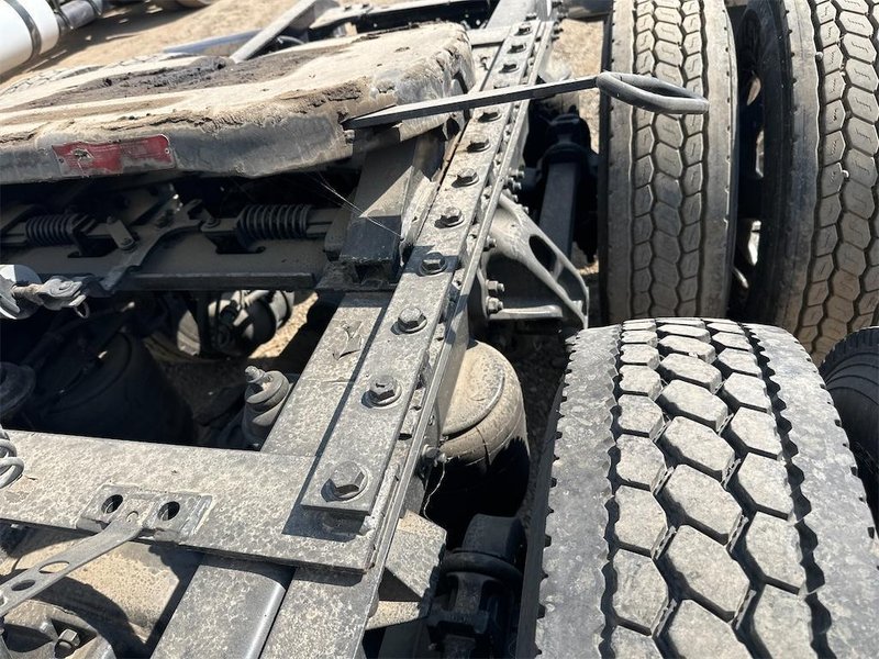 2022 Kenworth T680 1XKYD49X5NJ499897