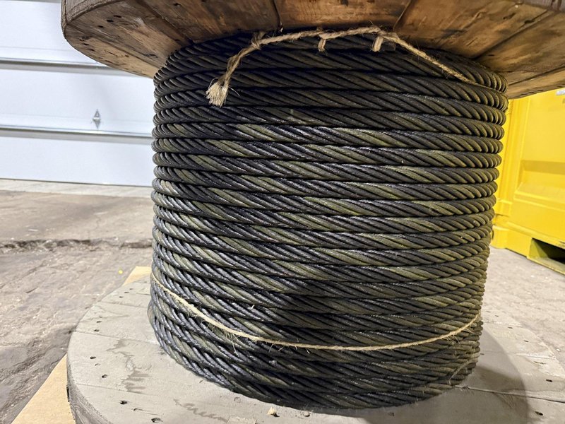7/8" x 600' WIRE ROPE CABLE ON (2) WOOD SPOOLS: YOBRO #24344