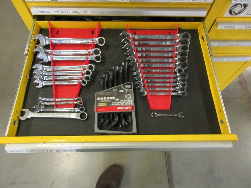 Kennedy 15-Drawer Locking Tool Chest, Portable with Keys and Contents- Auction Item