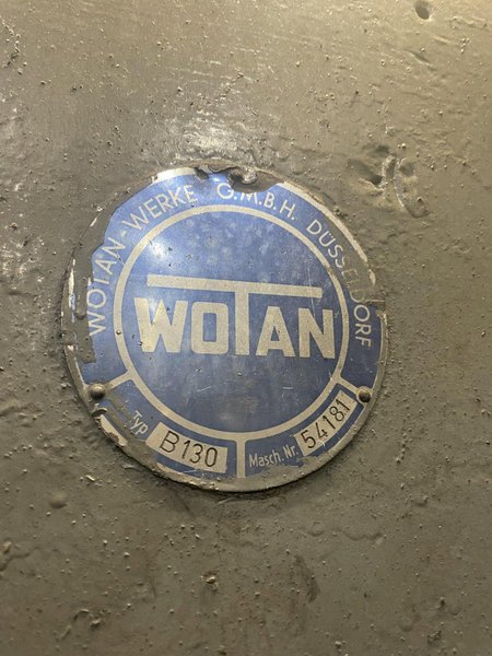 5&quot; WOTAN  MODEL #B-130 ROTARY TABLE &amp; #50 TAPER HORIZONTAL BORING MILL: STOCK 15974