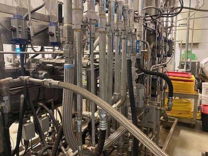 Isolate Systems CDMH.200-2X-2F Botanical CO2 Extraction System, 2021 – Less than 40 Hours