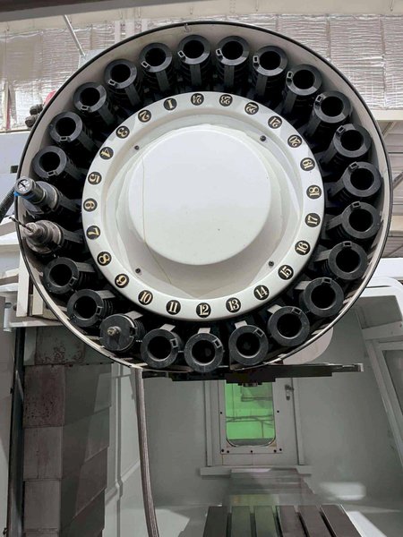 Yama Seiki VMB-1100 CNC Vertical Machining Center – Mill