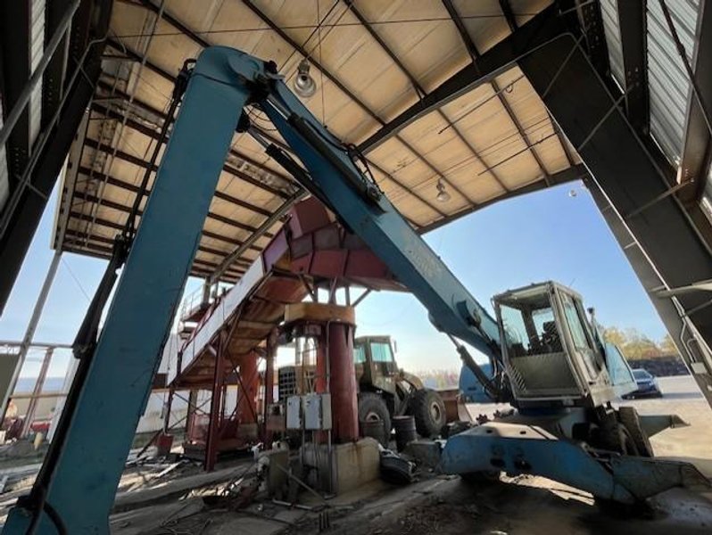 FUCHS MATERIAL HANDLER, MHL340 MAGNETIC CRANE STOCK# 3857