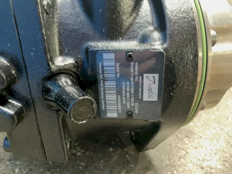 DANFOSS MOTOR TRACK DRIVE  -  51C060-1-RD1B