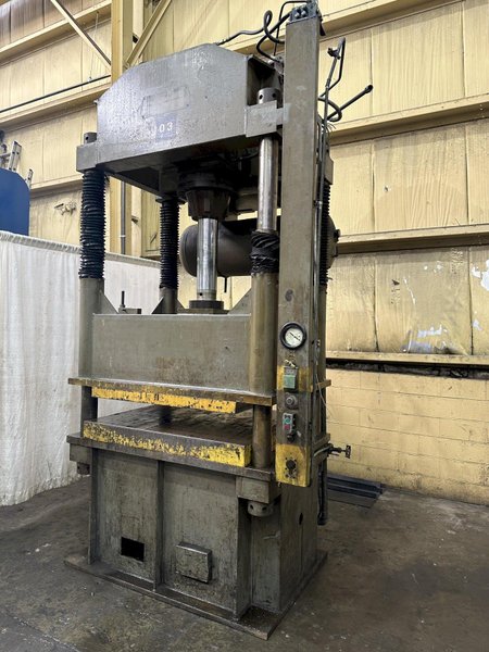 150 TON DAKE FOUR POST HYDRAULIC  PRESS STOCK #77801